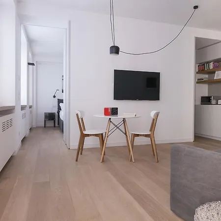 Italianway-corso 6 * Milão